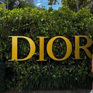 Meet your Posher, Cute Gal